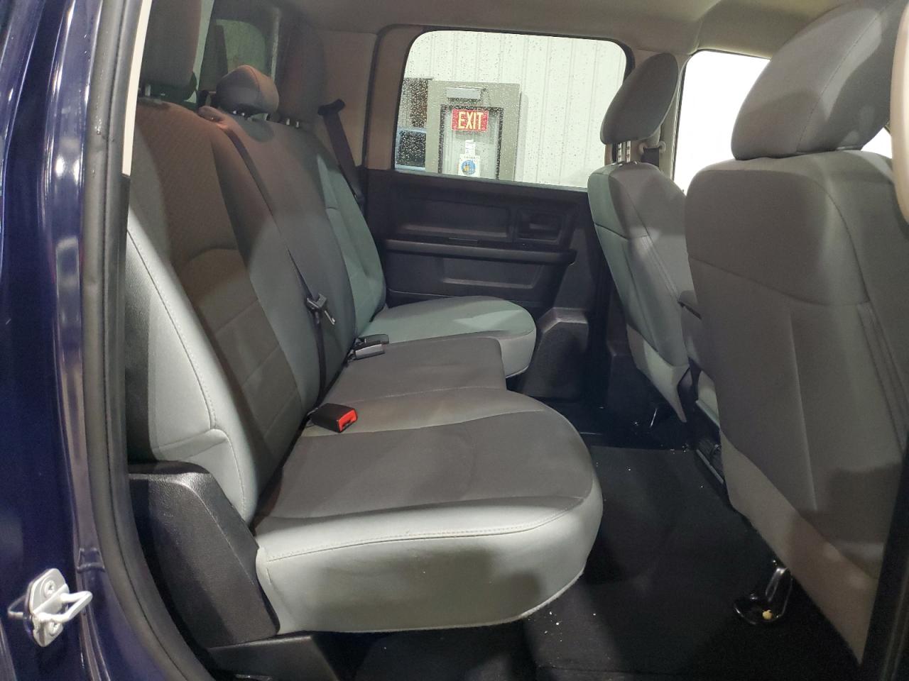 2016 RAM 1500 - Image 11