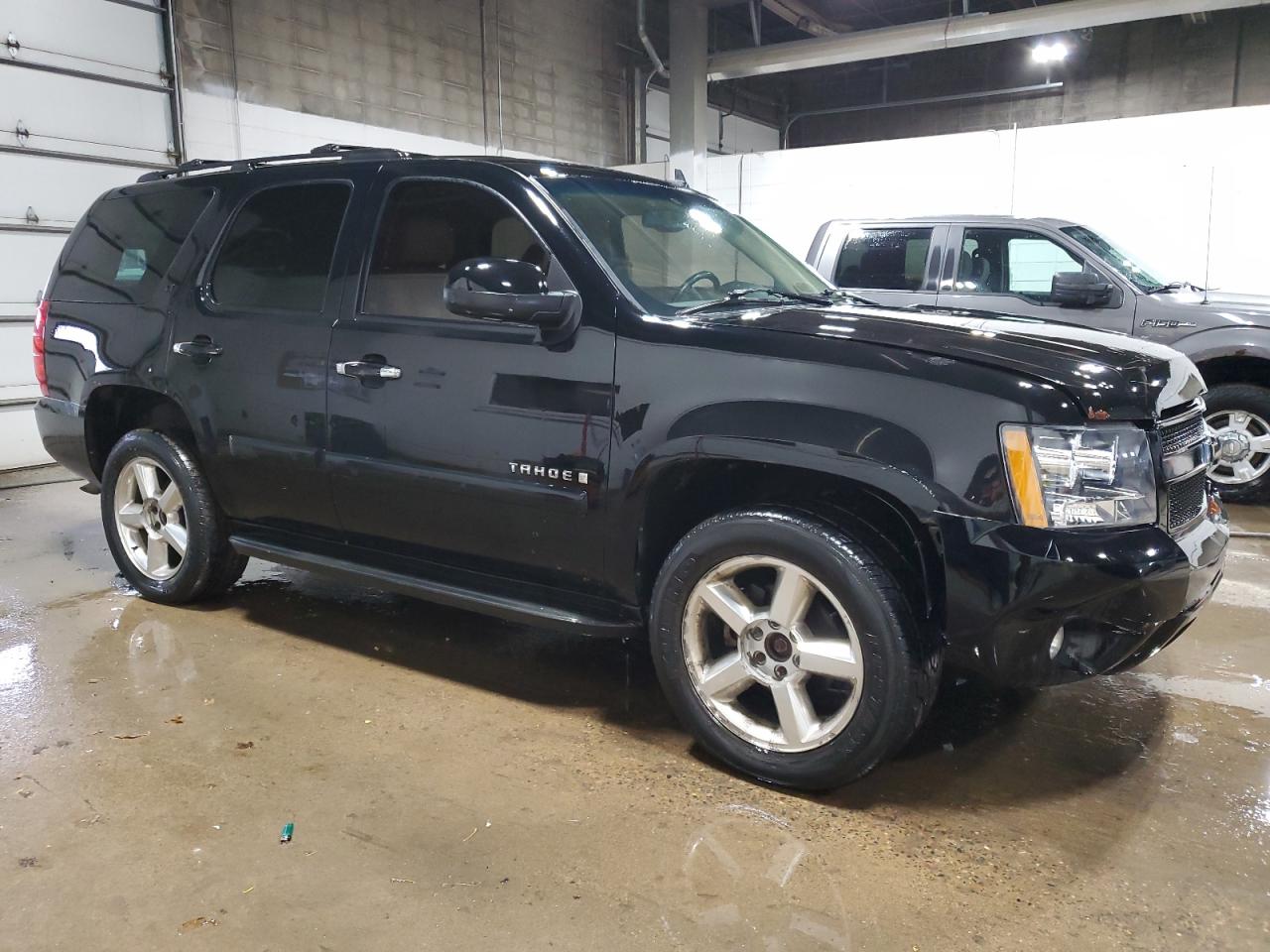 2007 Chevrolet Tahoe - Image 4