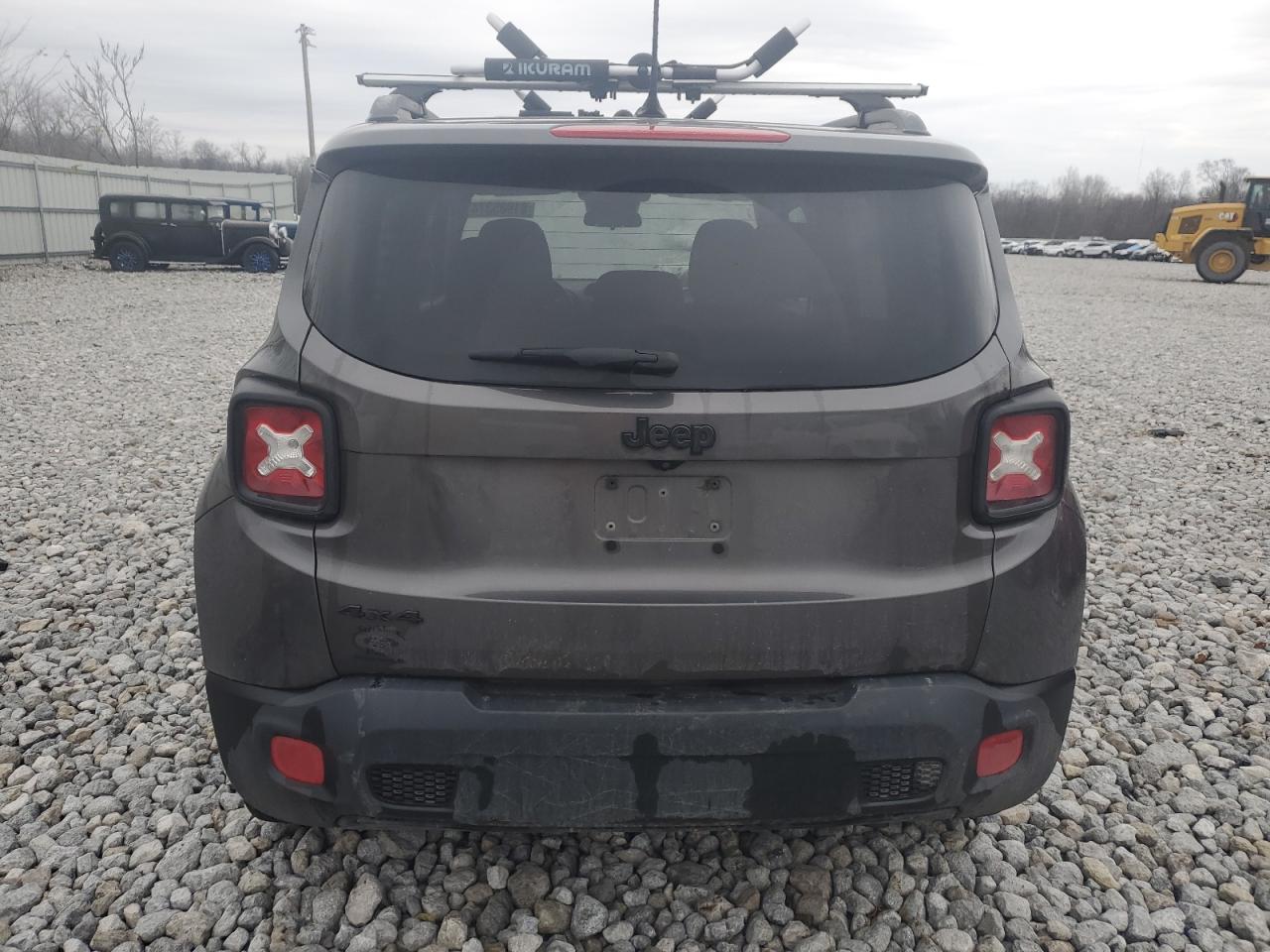 2017 Jeep Renegade - Image 6