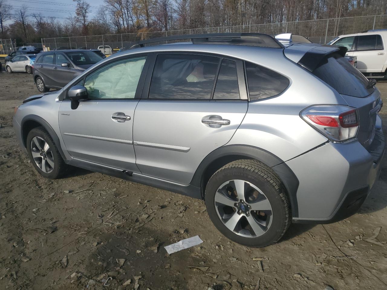 2016 Subaru XV - Image 2