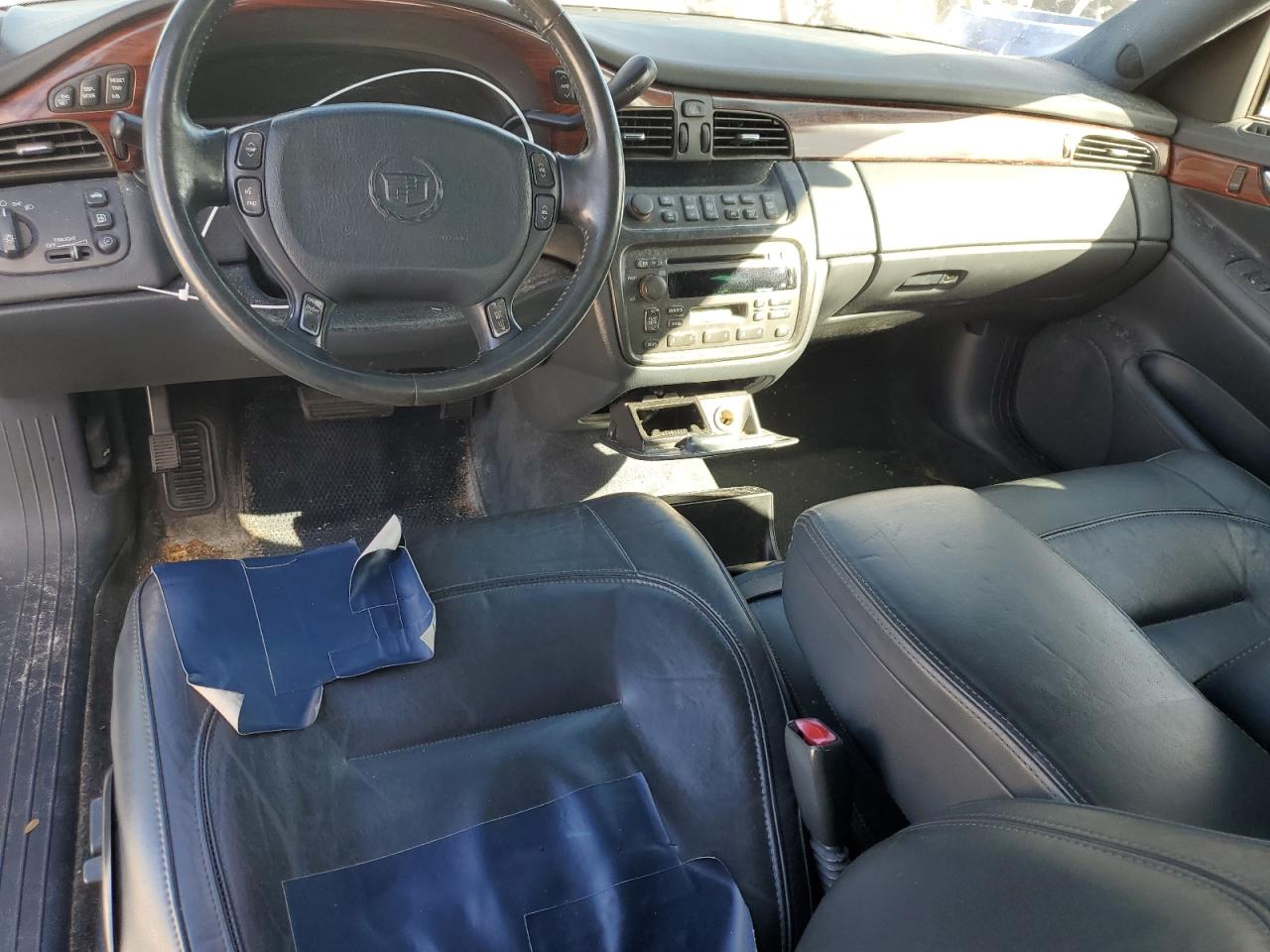 2003 Cadillac De Ville - Image 8