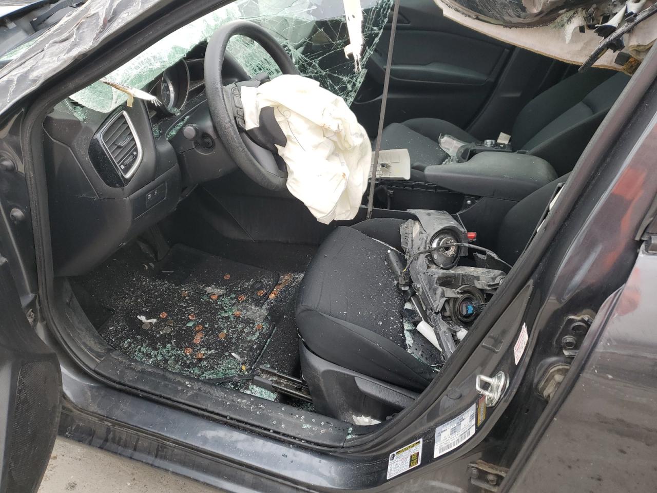 2015 Mazda 3 - Image 7