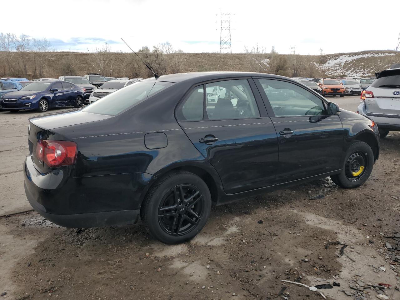 2010 Volkswagen Jetta - Image 3