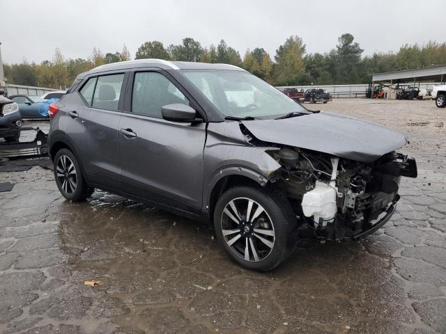  NISSAN KICKS 2019 Серебристый