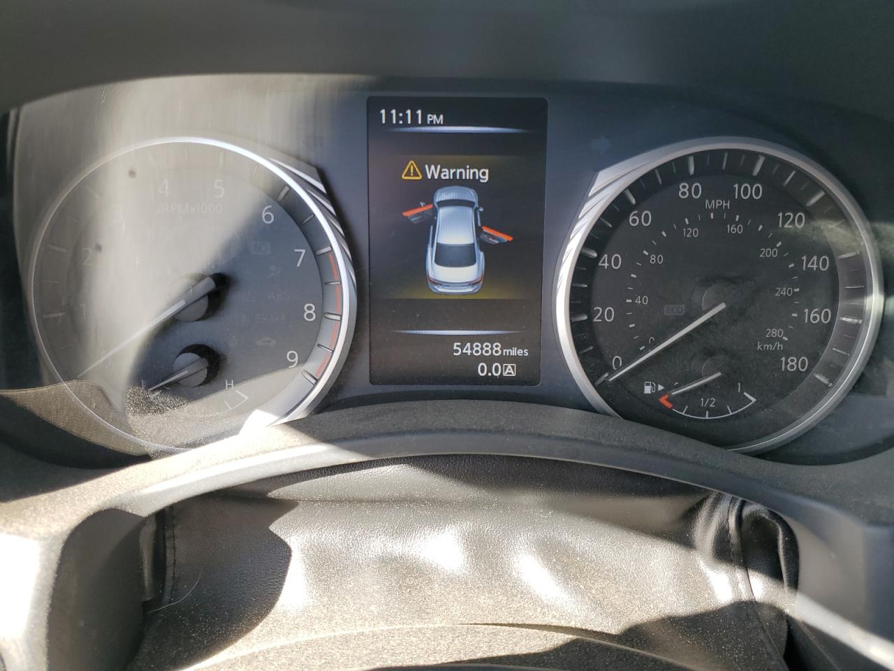 2018 Infiniti Q50 - Image 9