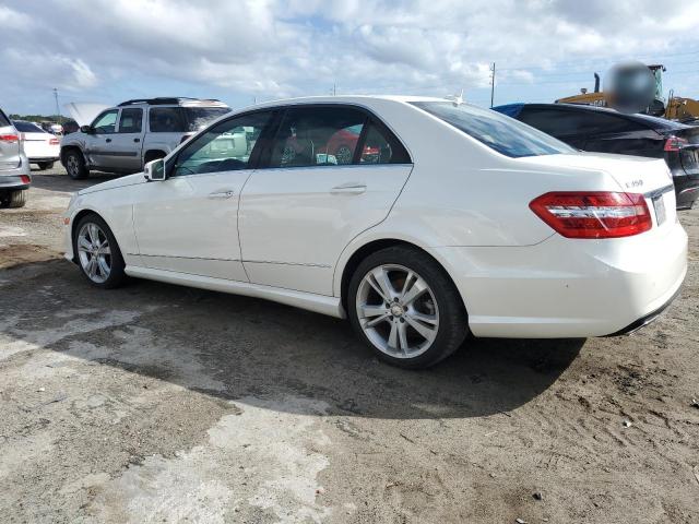  MERCEDES-BENZ E-CLASS 2013 Biały