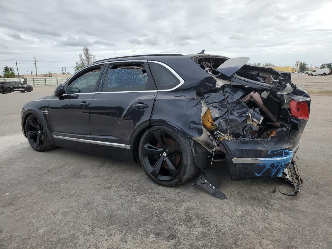 2019 Bentley Bentayga - Image 2