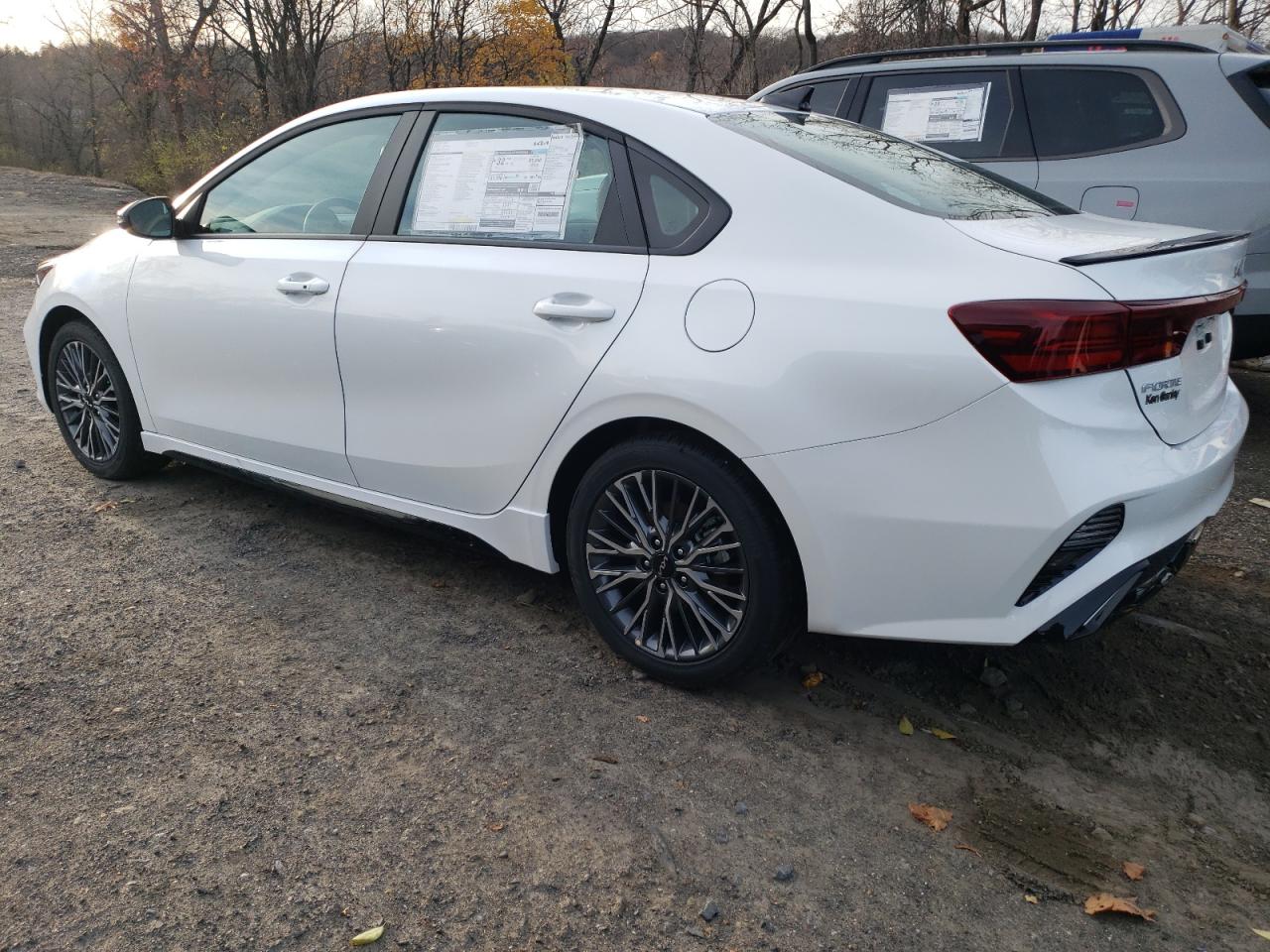 2024 Kia Forte - Image 2