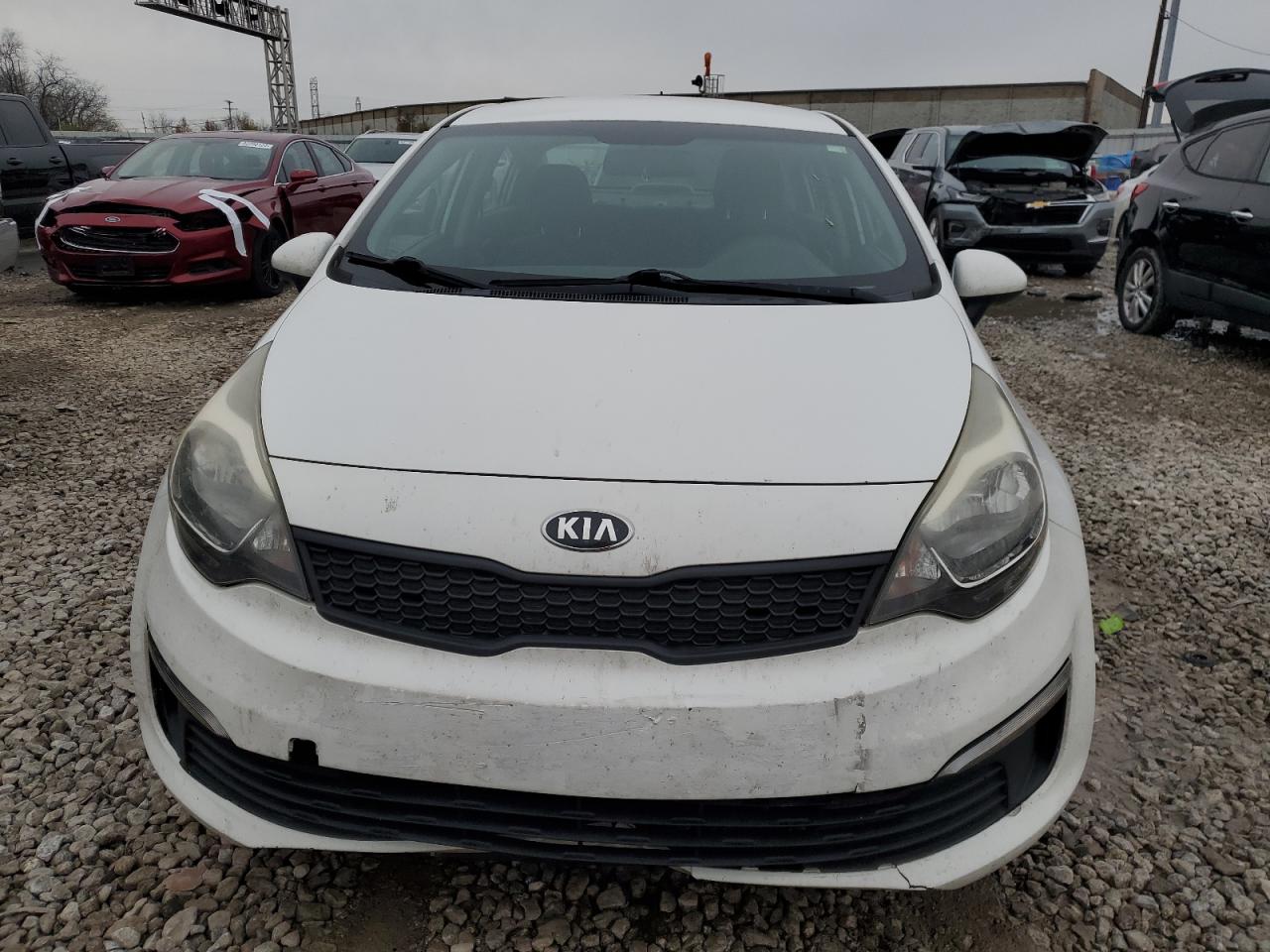 2016 Kia Rio - Image 5