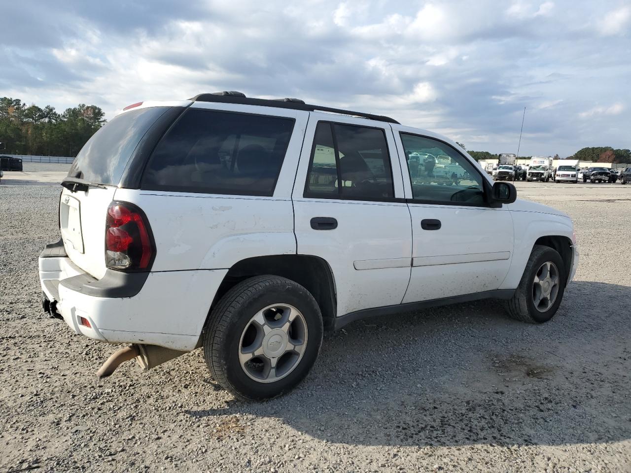 2008 Chevrolet TrailBlazer - Image 3