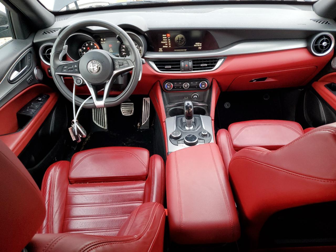 2019 Alfa Romeo Stelvio - Image 8