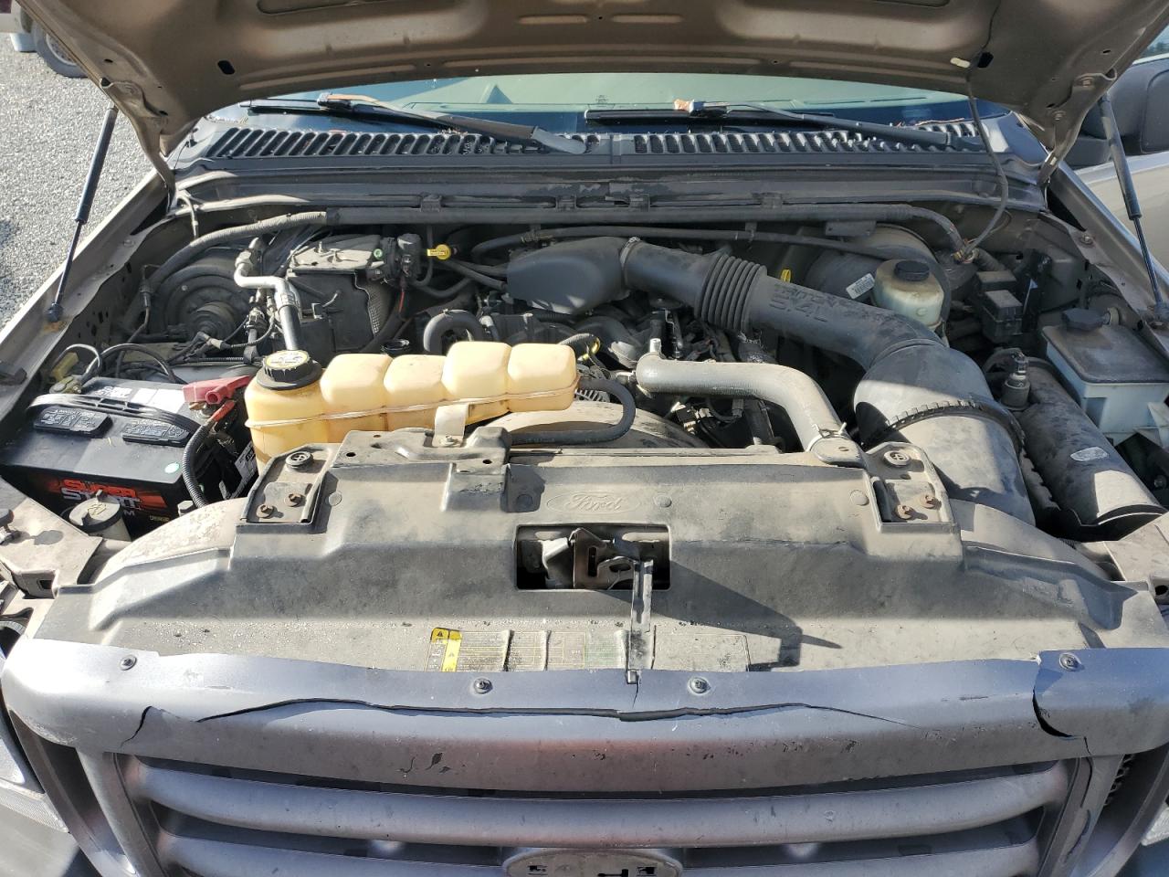 2004 Ford F250 - Image 13