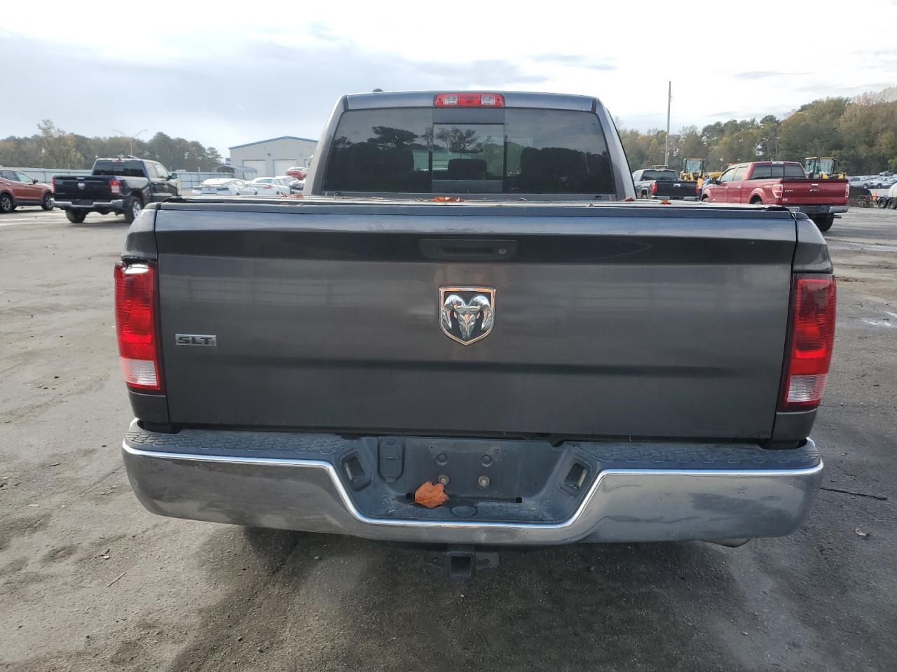 2014 RAM 1500 - Image 6