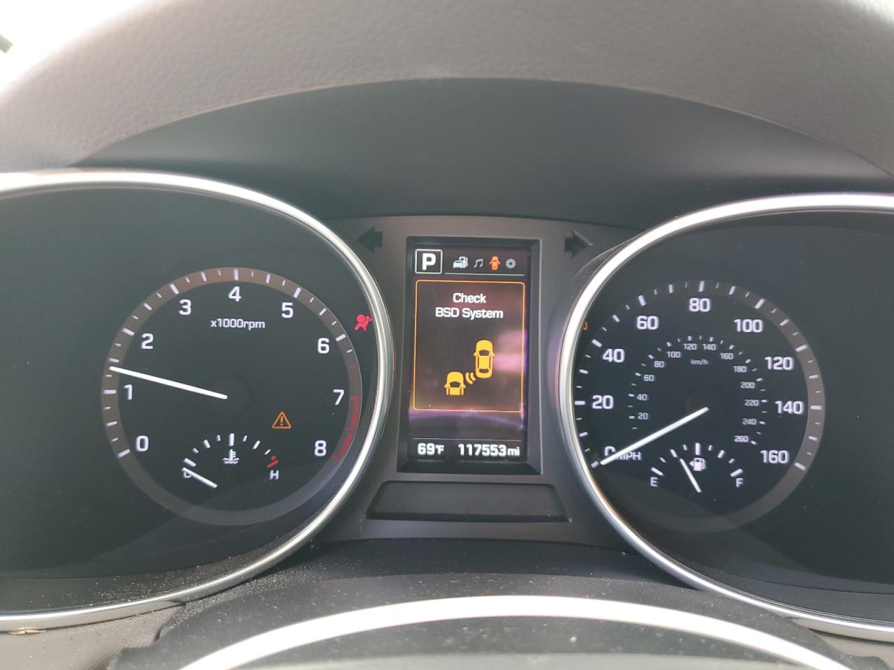 2019 Hyundai Santa Fe - Image 9