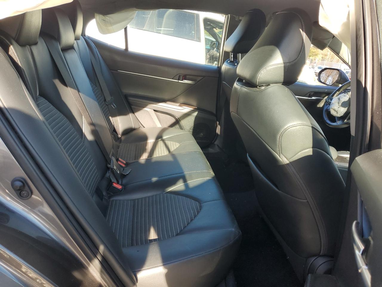 2021 Toyota Camry - Image 10