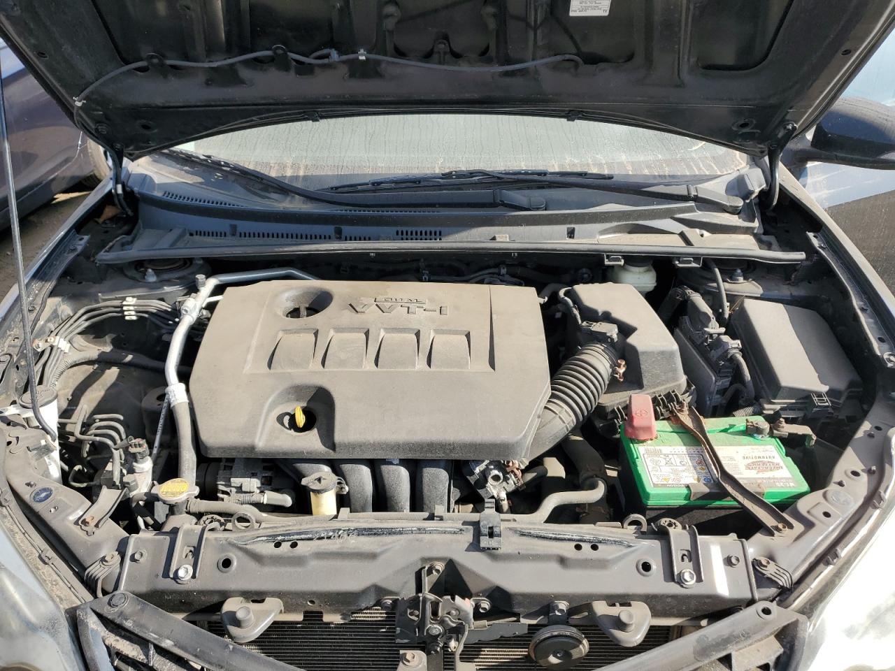 2015 Toyota Corolla - Image 11