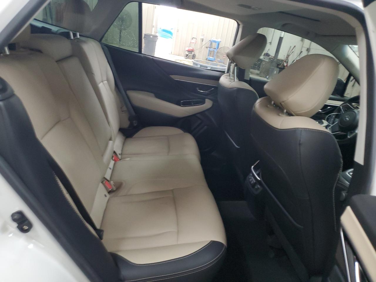2020 Subaru Outback - Image 10