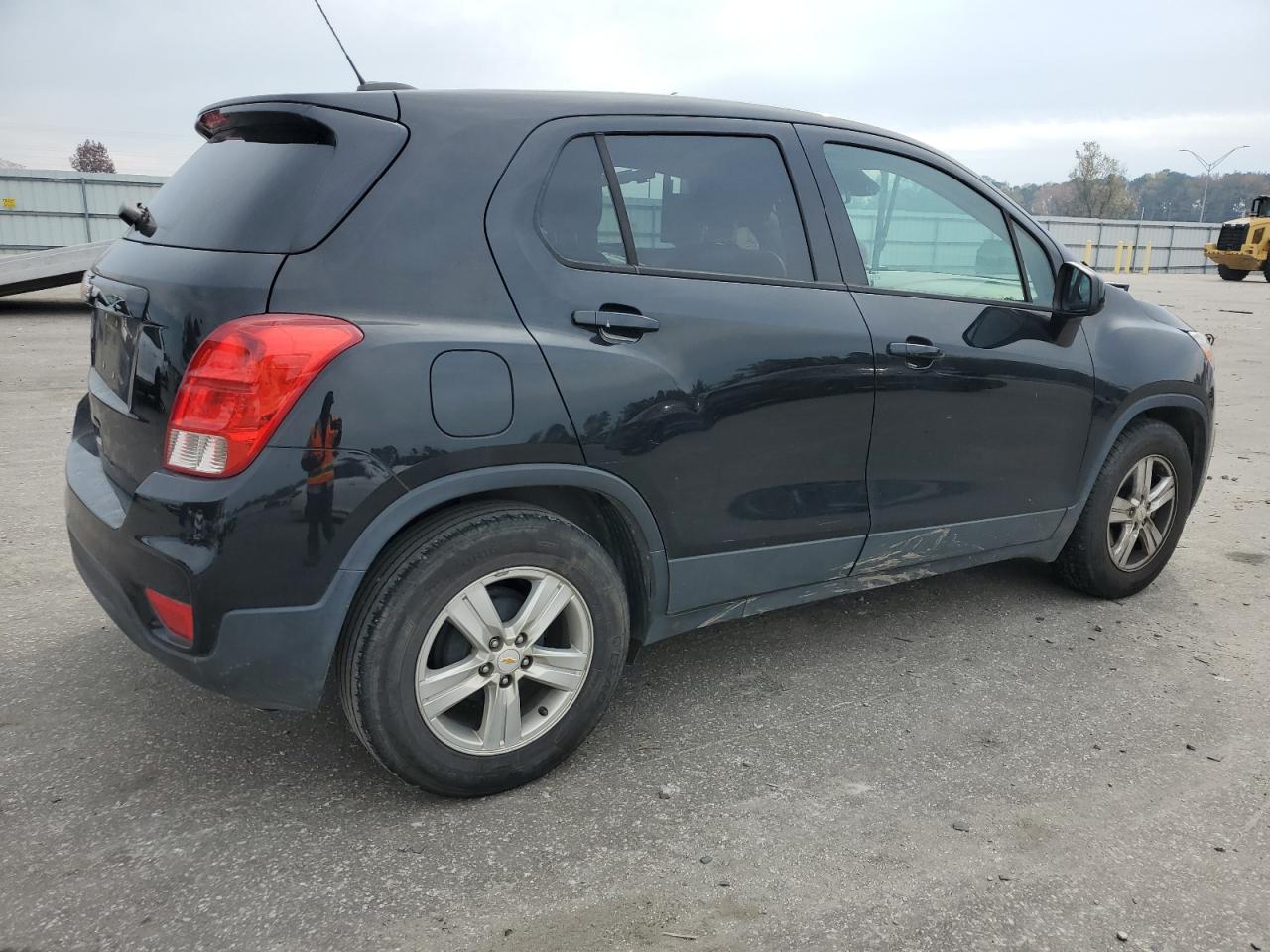 2020 Chevrolet Trax - Image 3
