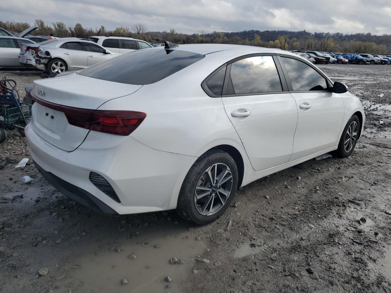 2024 Kia Forte - Image 3