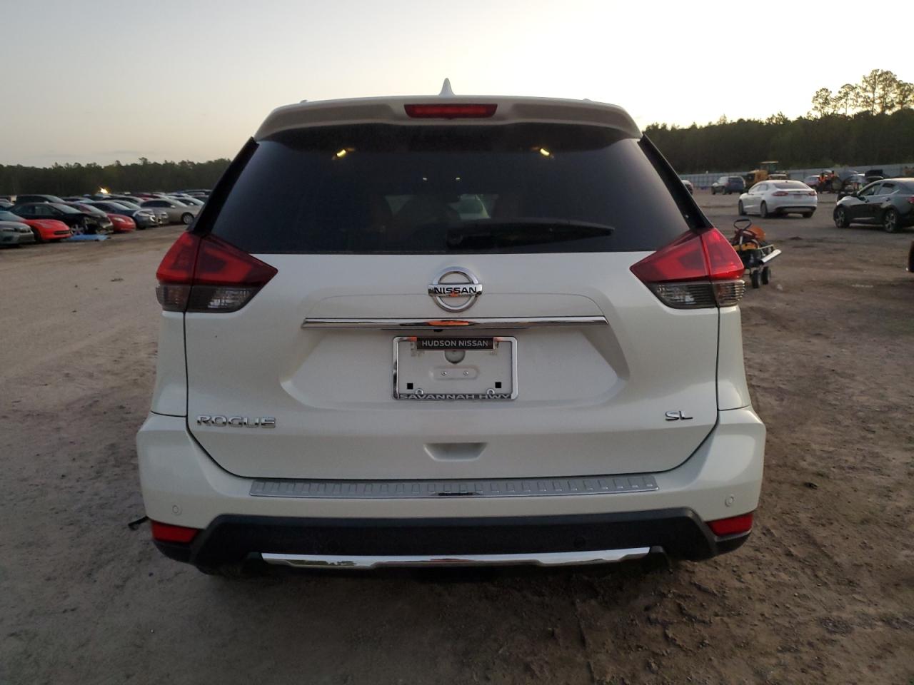 2020 Nissan Rogue - Image 6