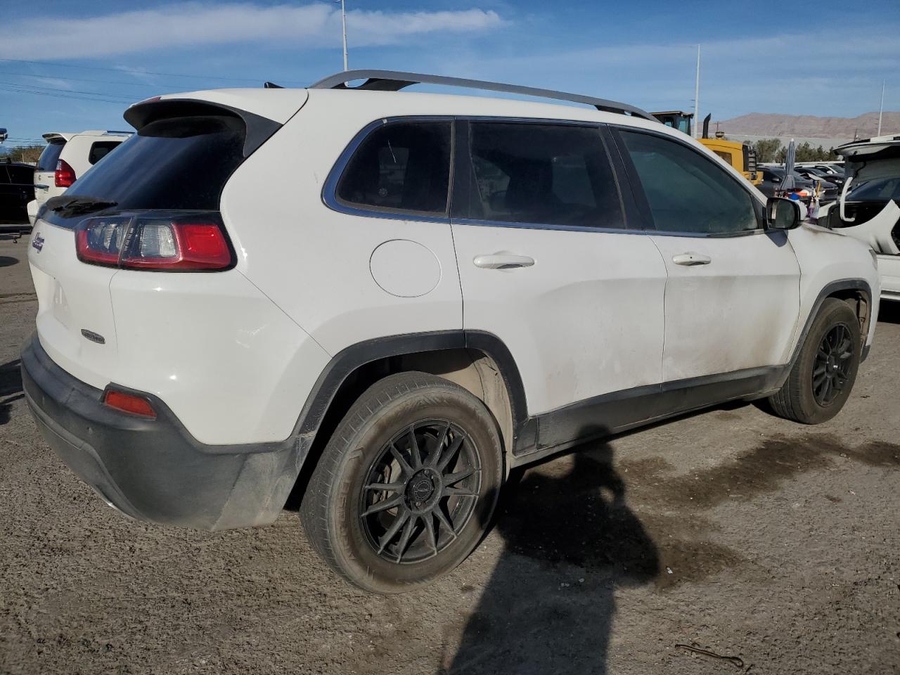 2019 Jeep Grand Cherokee - Image 3