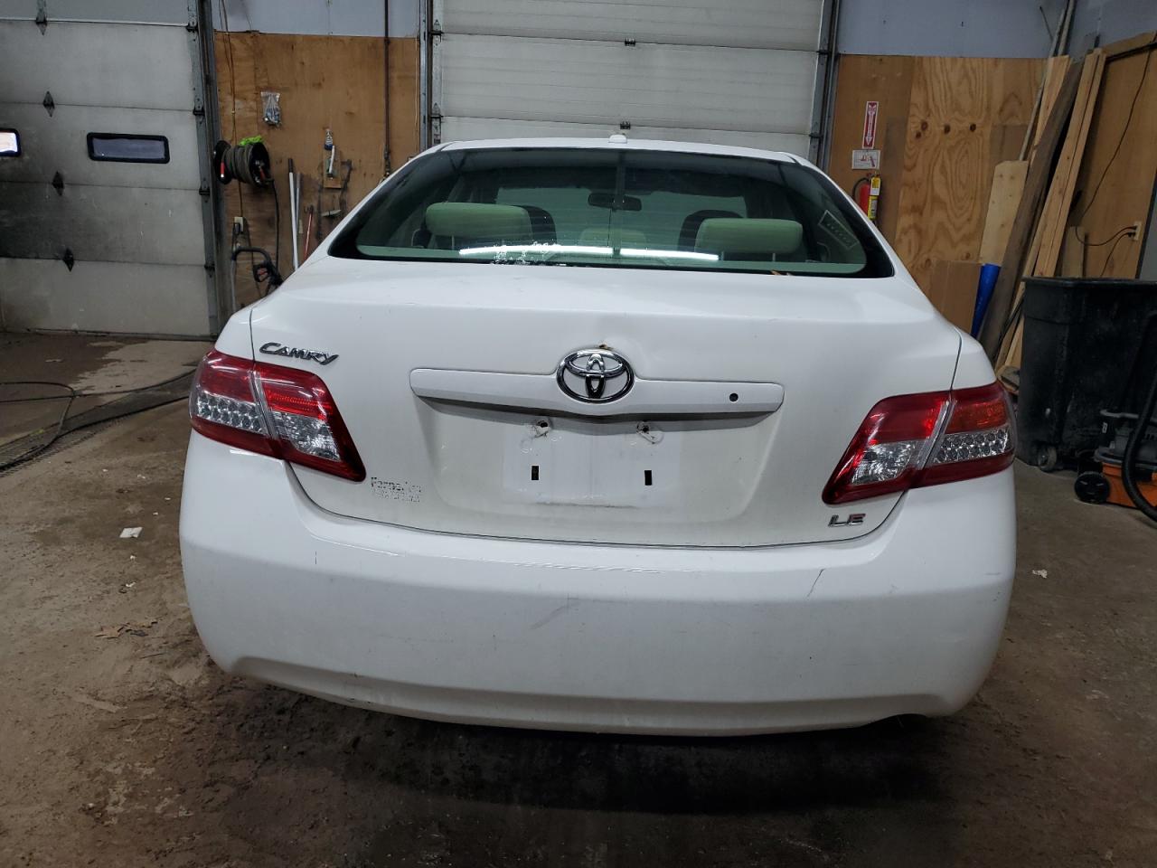 2011 Toyota Camry Base VIN: 4T4BF3EK2BR100262 Lot: 79380864