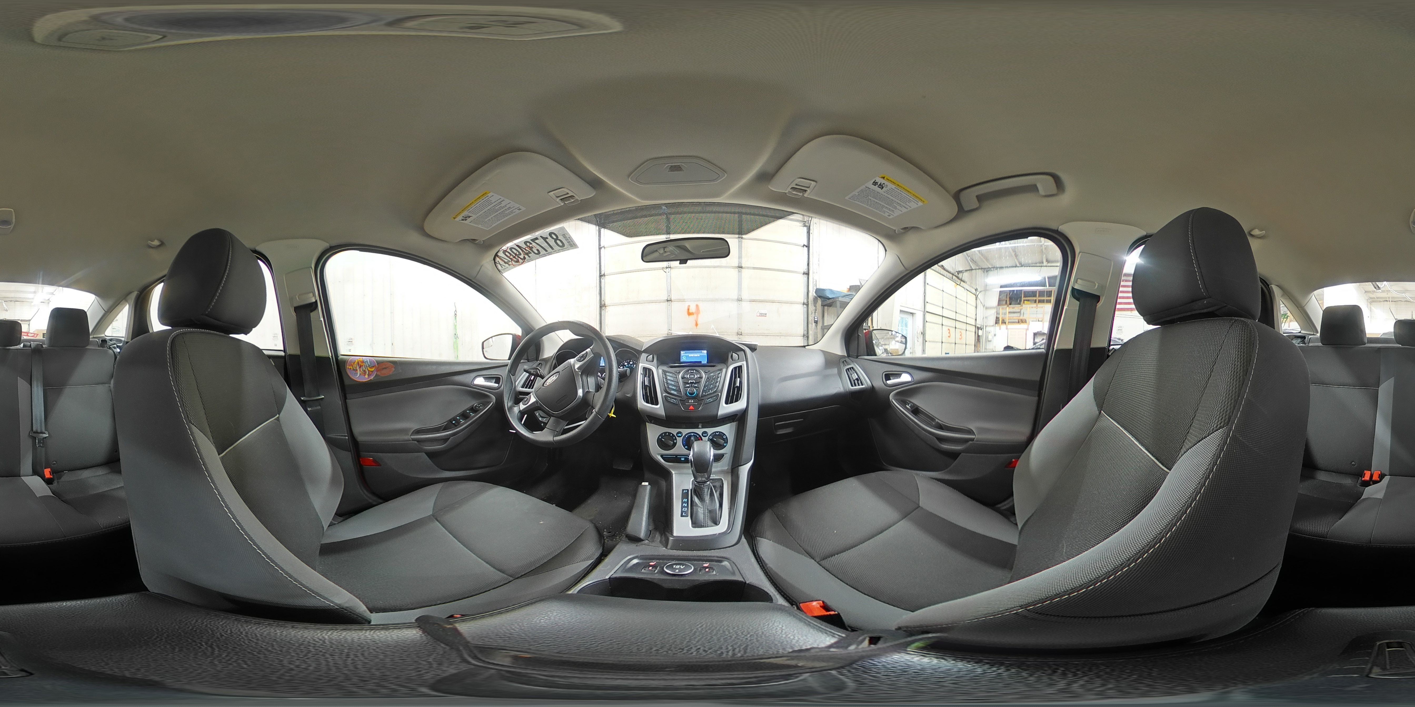 2014 Ford Focus - Image 12