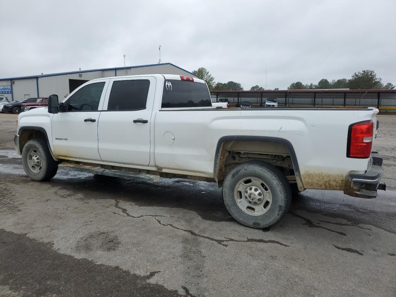 2018 GMC Sierra - Image 2