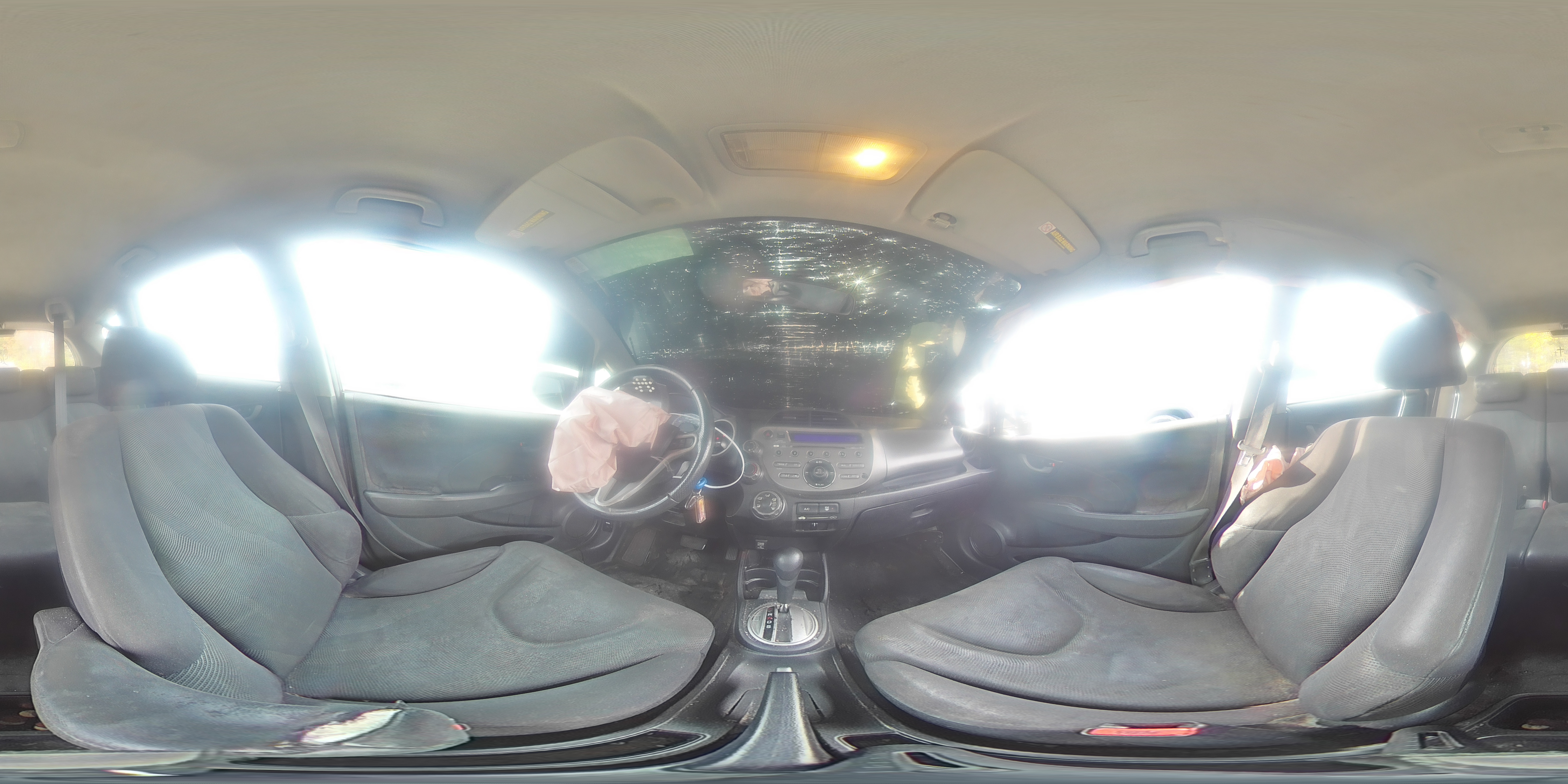2010 Honda Fit - Image 13