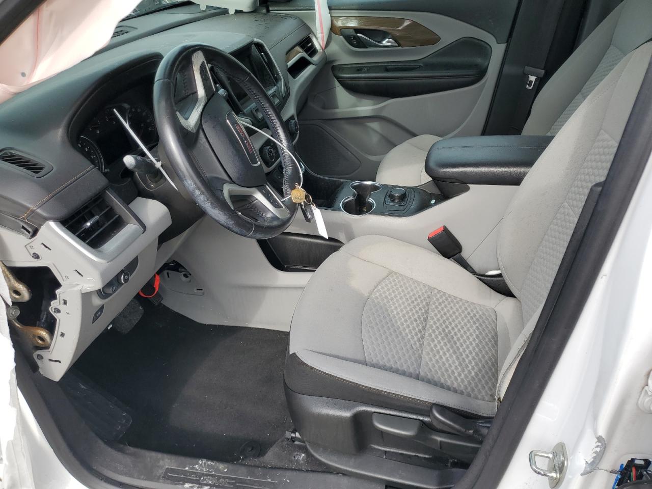 2019 GMC Terrain - Image 7
