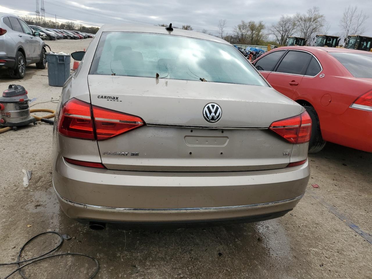 VIN 1VWBS7A33GC028837 2016 VOLKSWAGEN PASSAT no.6