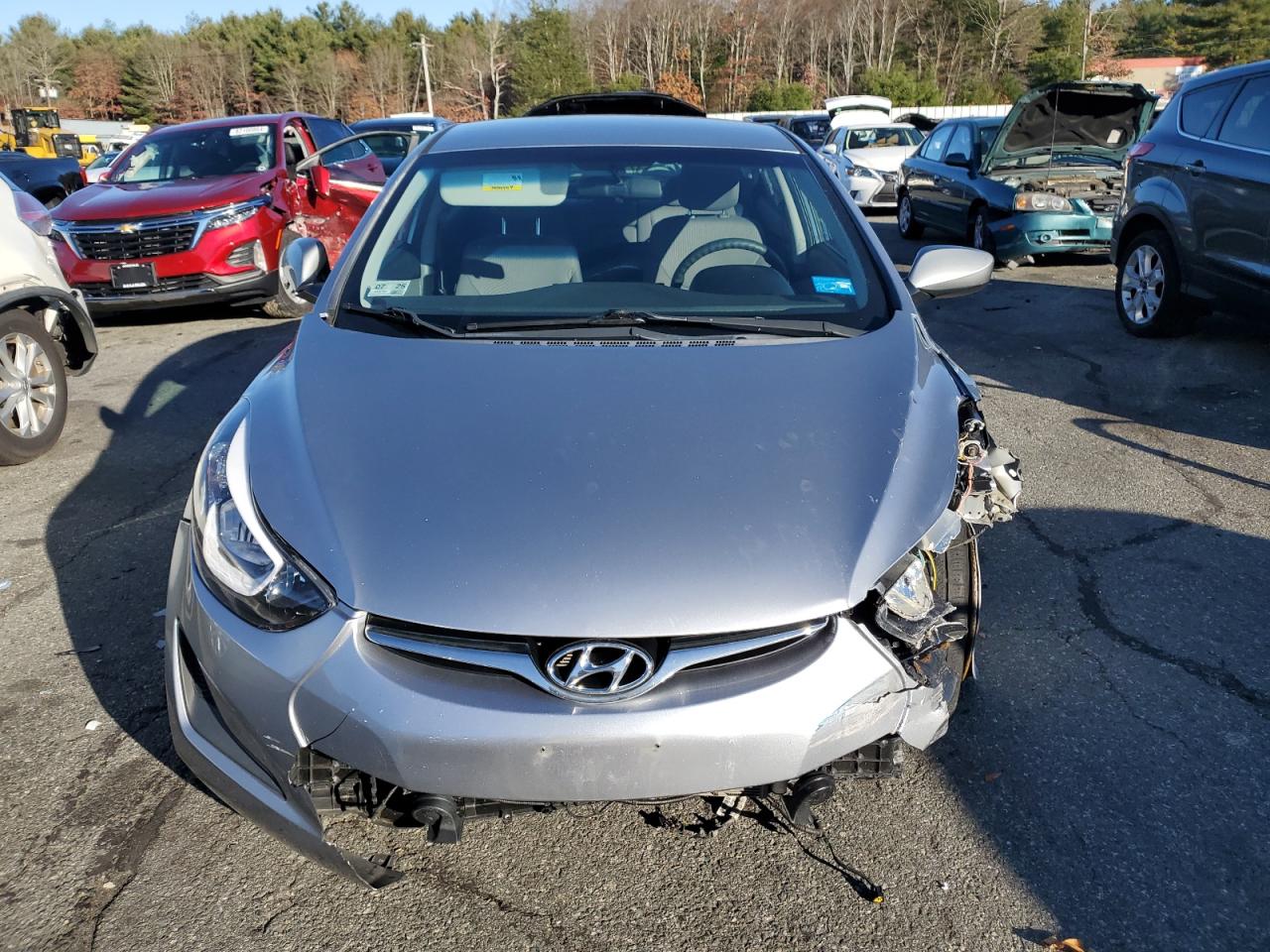 2016 Hyundai Elantra - Image 5