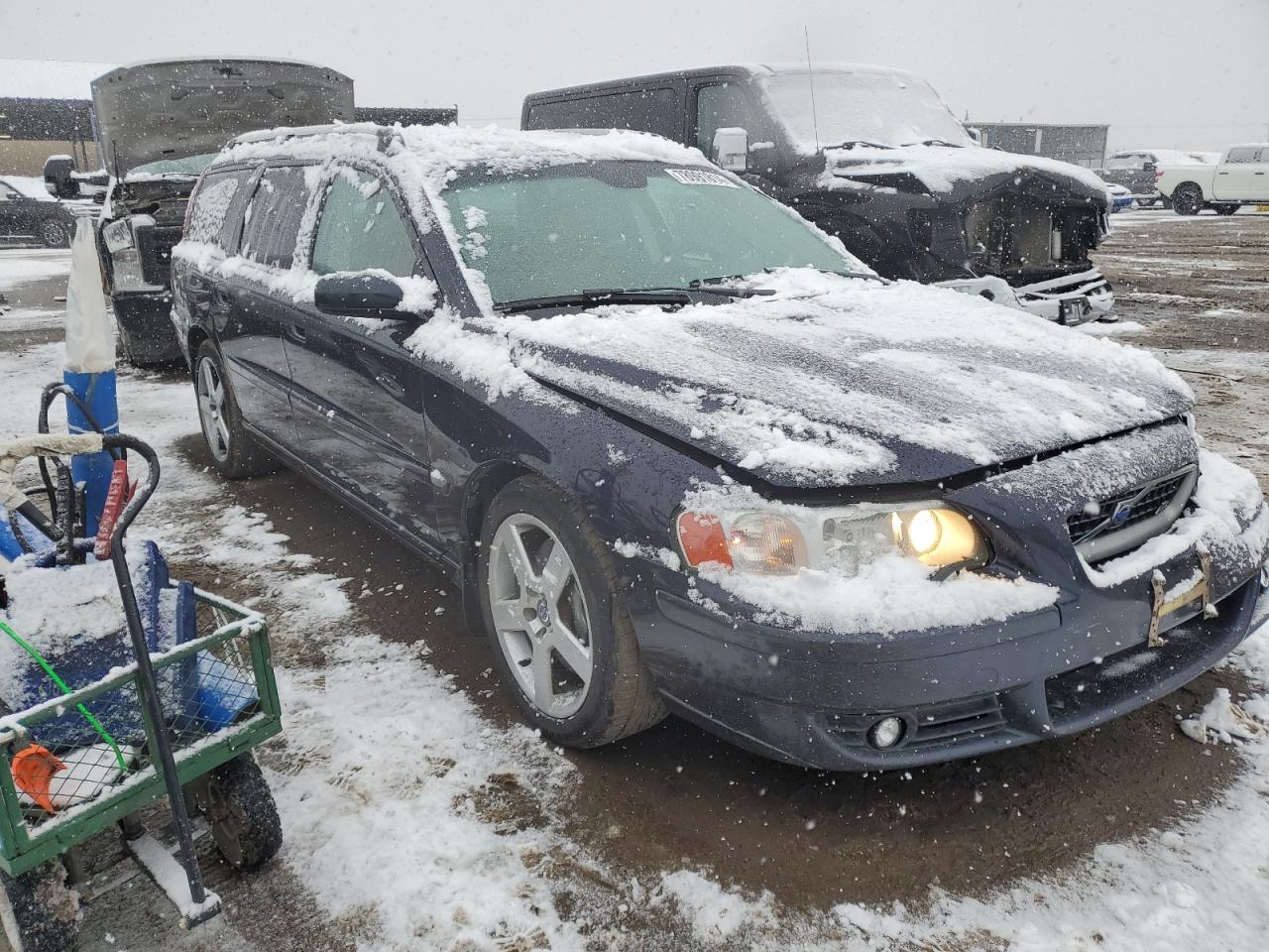 2005 Volvo V70 - Image 4