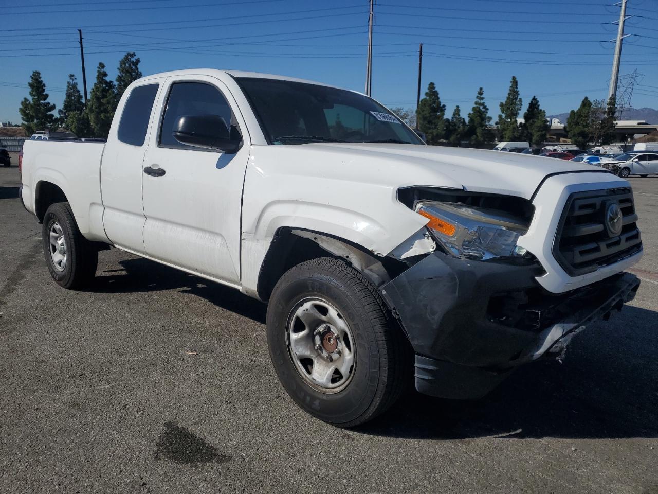 2018 Toyota Tacoma - Image 4