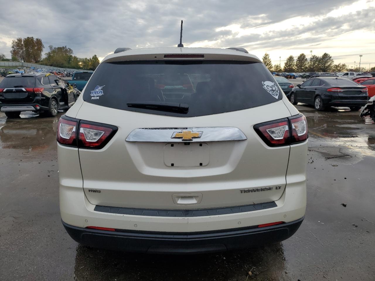 2013 Chevrolet Traverse Lt VIN: 1GNKVJKD9DJ105529 Lot: 79426584