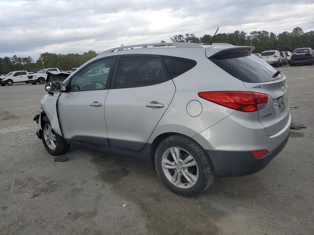 2013 Hyundai Tucson - Image 2