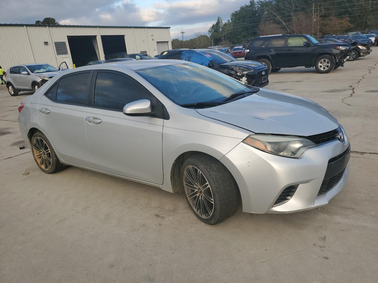 2015 Toyota Corolla - Image 4