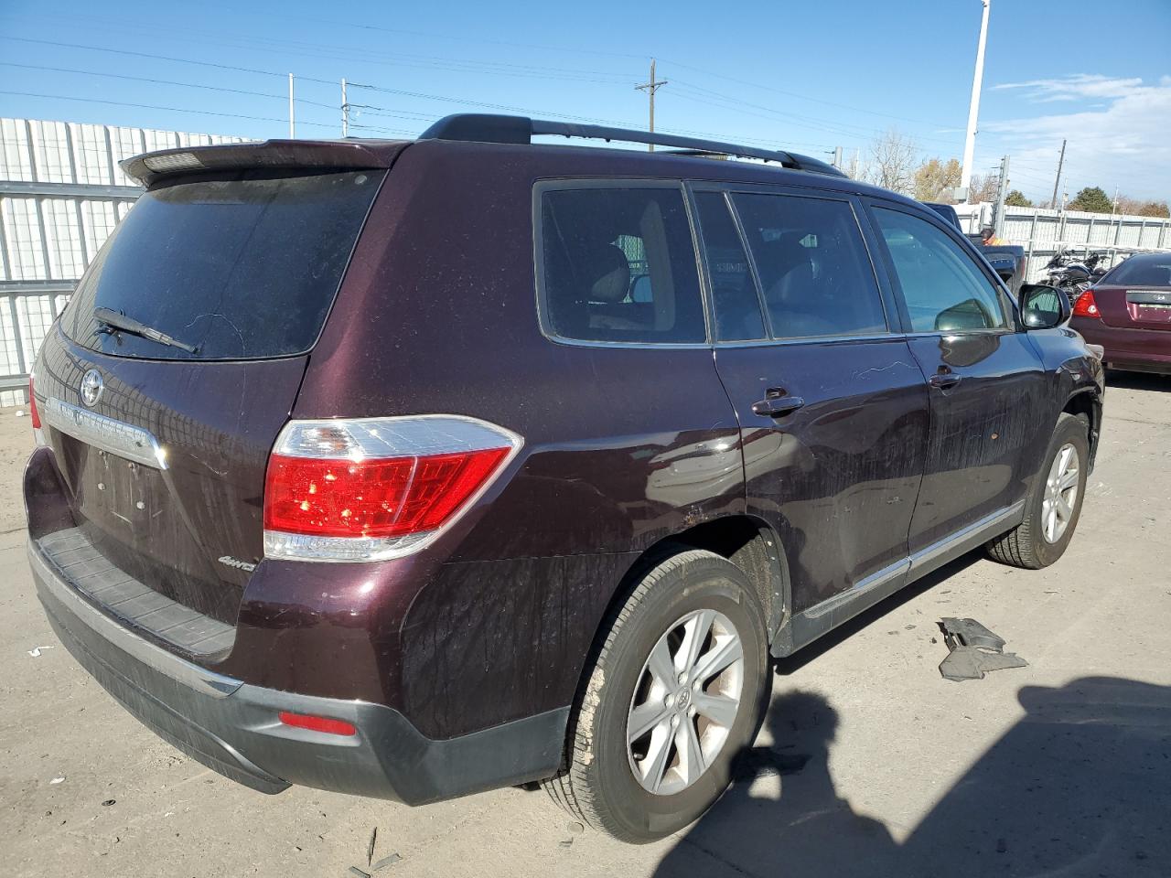 2012 Toyota Highlander - Image 3