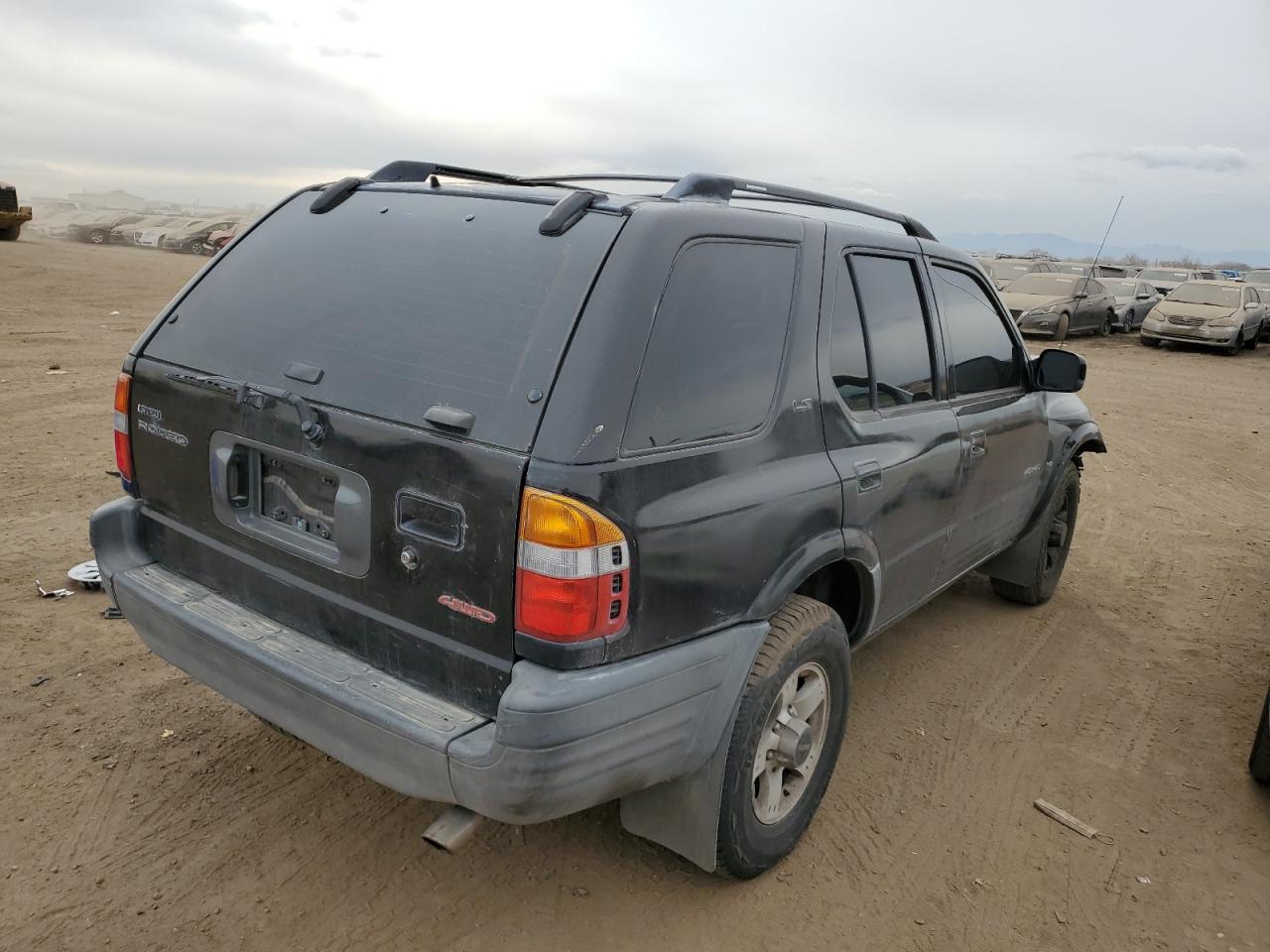 1999 Isuzu Rodeo - Image 3