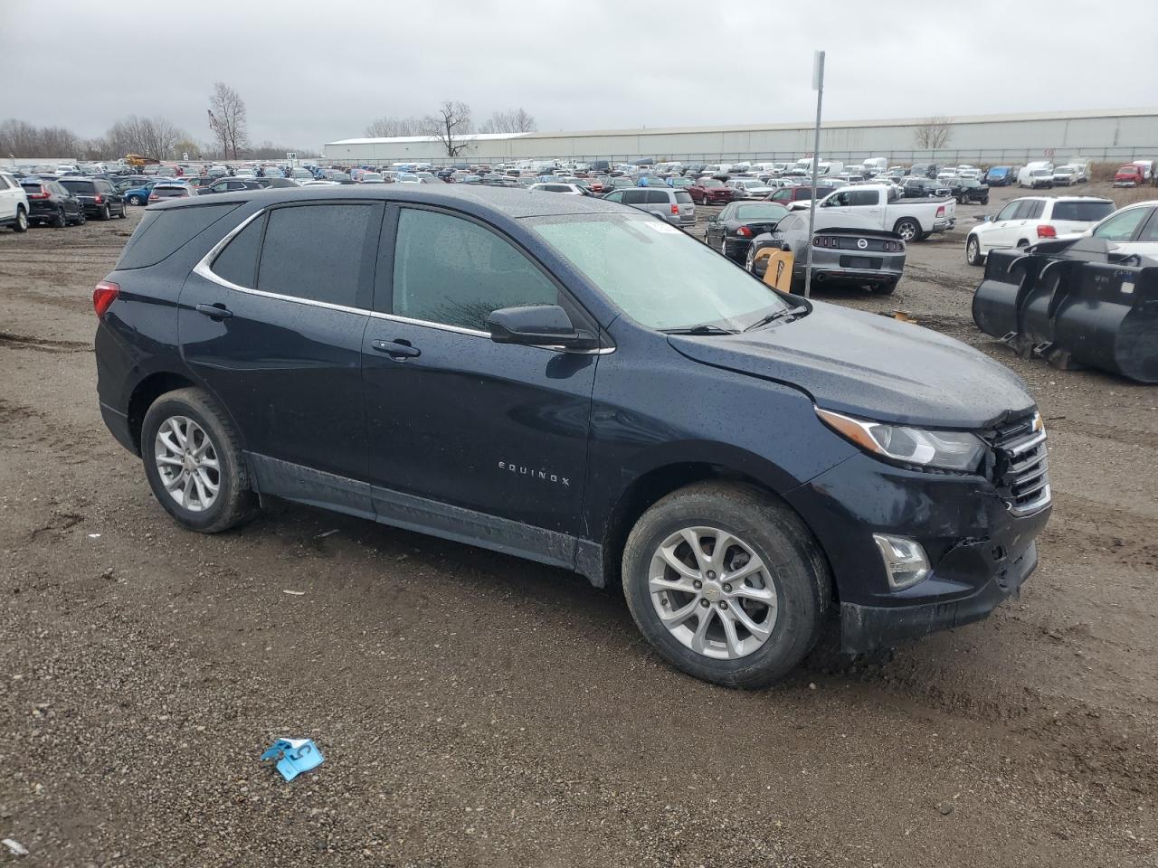 2020 Chevrolet Equinox - Image 4