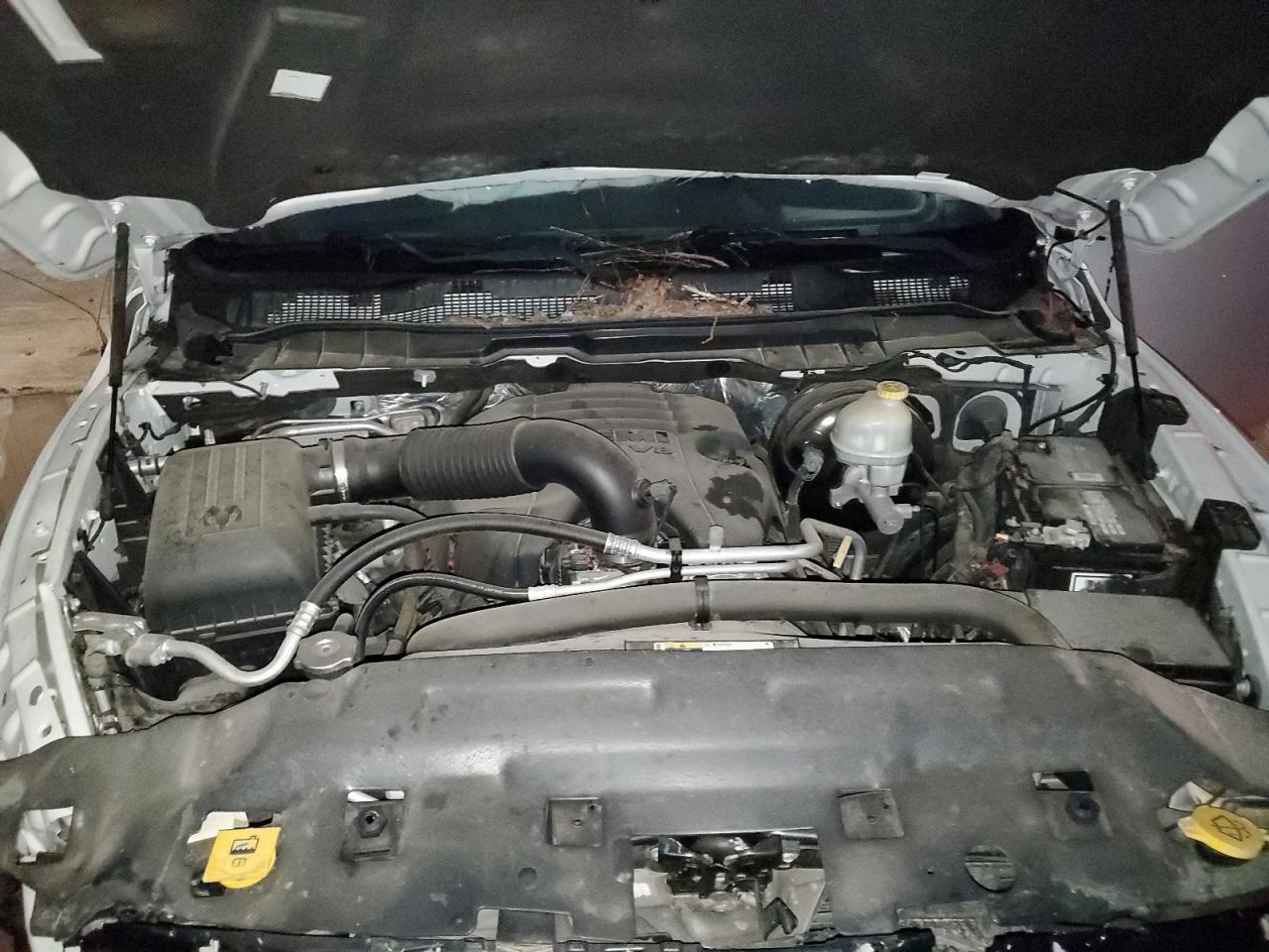 2016 RAM 1500 - Image 11