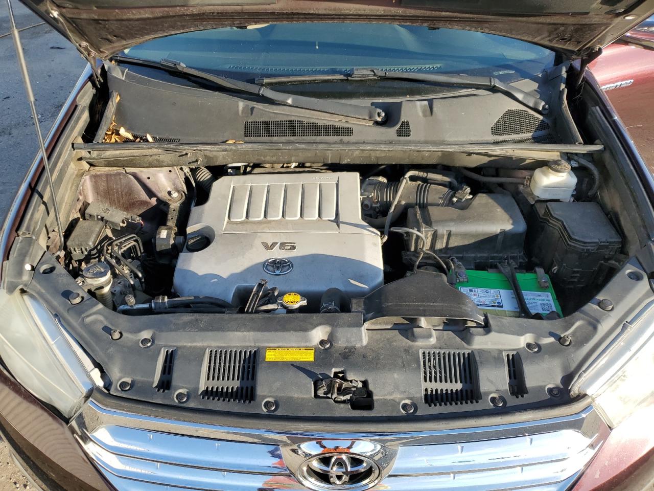 2011 Toyota Highlander - Image 12