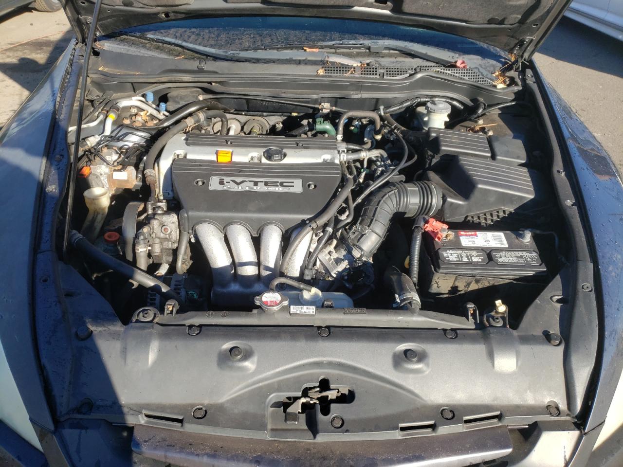 2004 Honda Accord - Image 11
