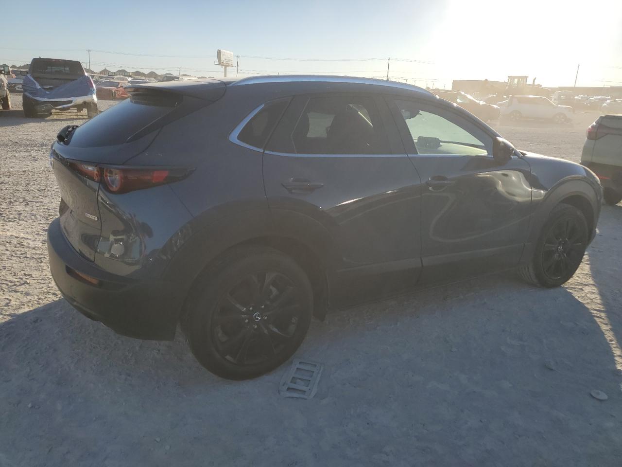 VIN 3MVDMBCM1PM528619 2023 MAZDA CX30 no.3