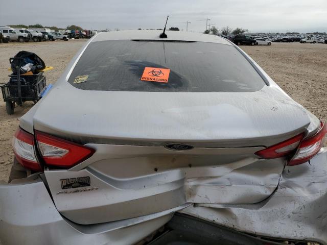Sedans FORD FUSION 2016 Srebrny
