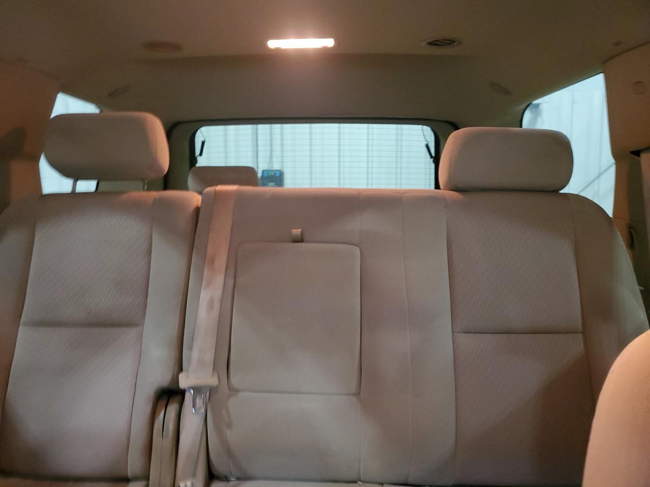 2009 Chevrolet Tahoe - Image 10