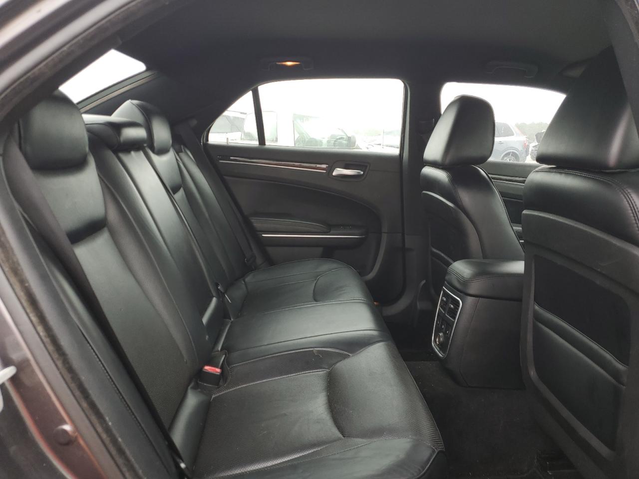 2013 Chrysler 300C VIN: 2C3CCAET0DH661708 Lot: 82894544