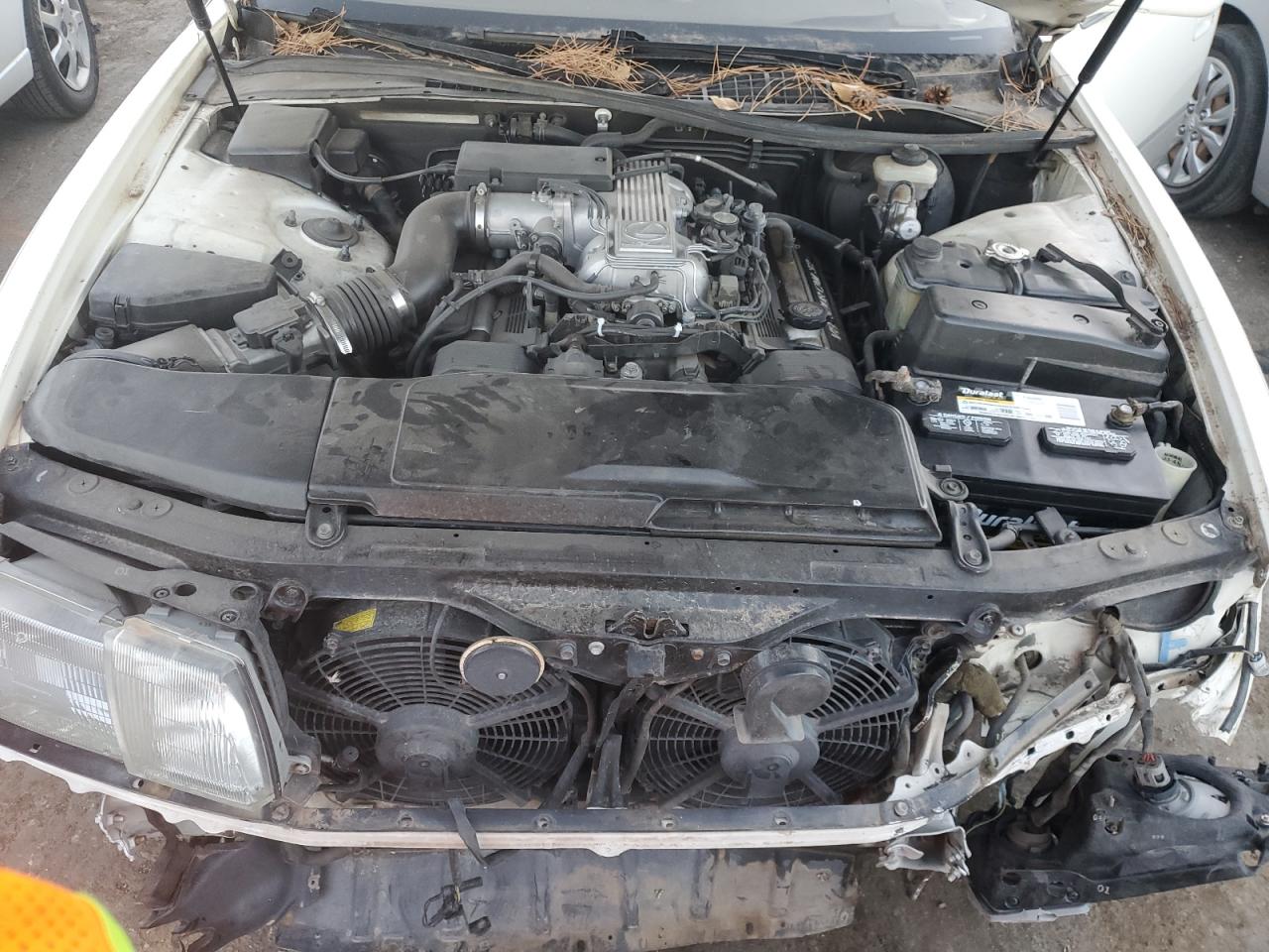 1992 Lexus Ls 400 VIN: JT8UF11E3N0126276 Lot: 81138894