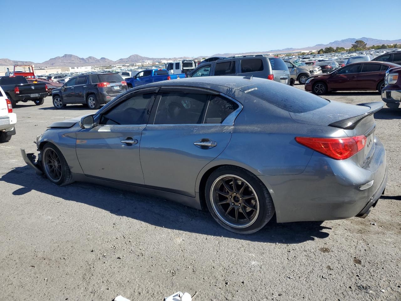 VIN JN1EV7AP0HM736682 2017 INFINITI Q50 no.2