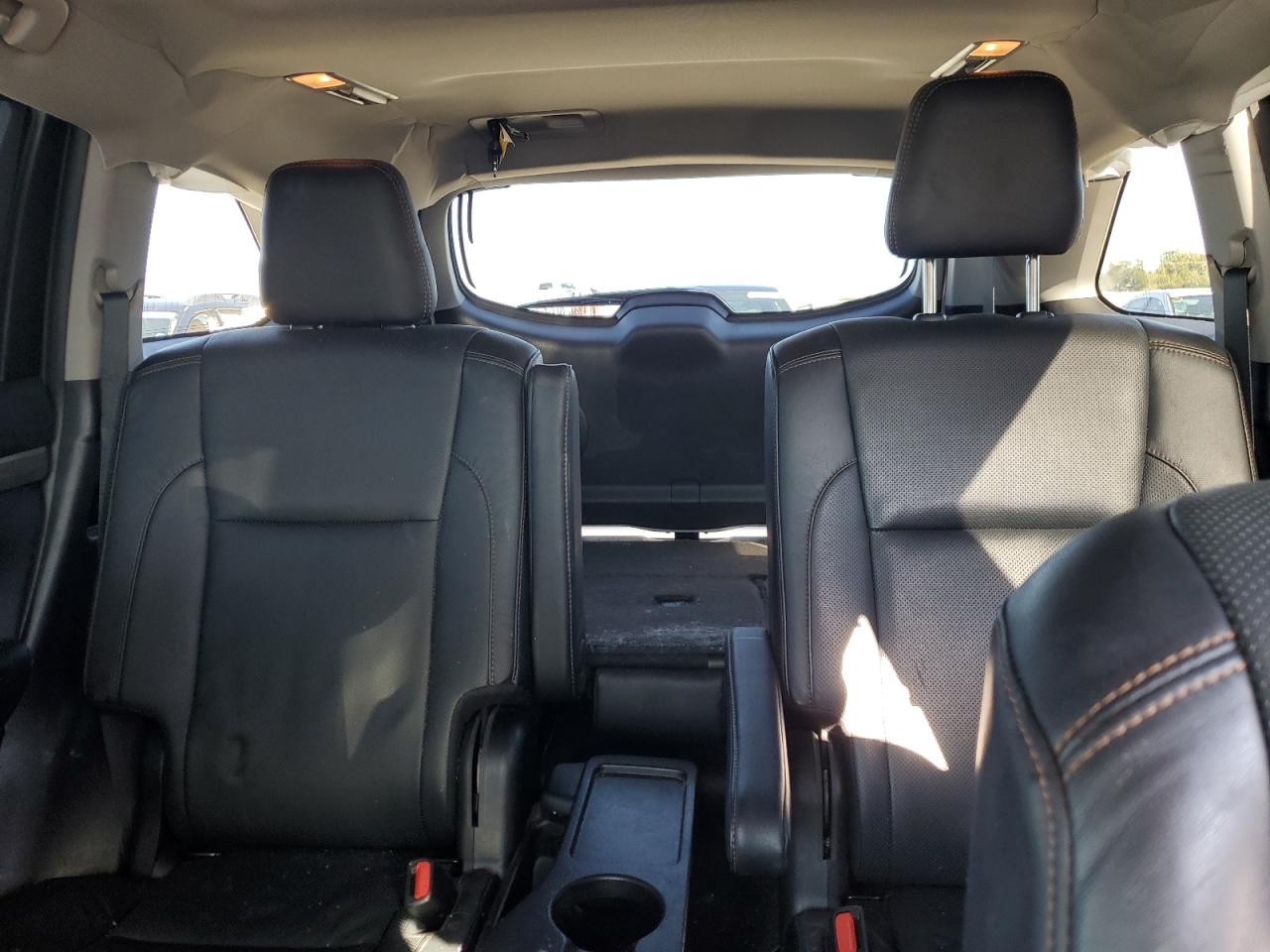 2019 Toyota Highlander - Image 10